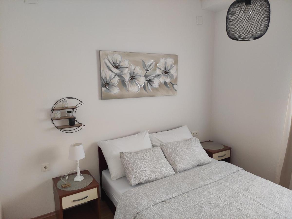 Apartmani Rina Donja Jagodnja Exterior photo